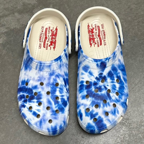 Crocs | Levi Strauss Collaboration Classic Clog Men's Size 12 - Picture 1 of 7